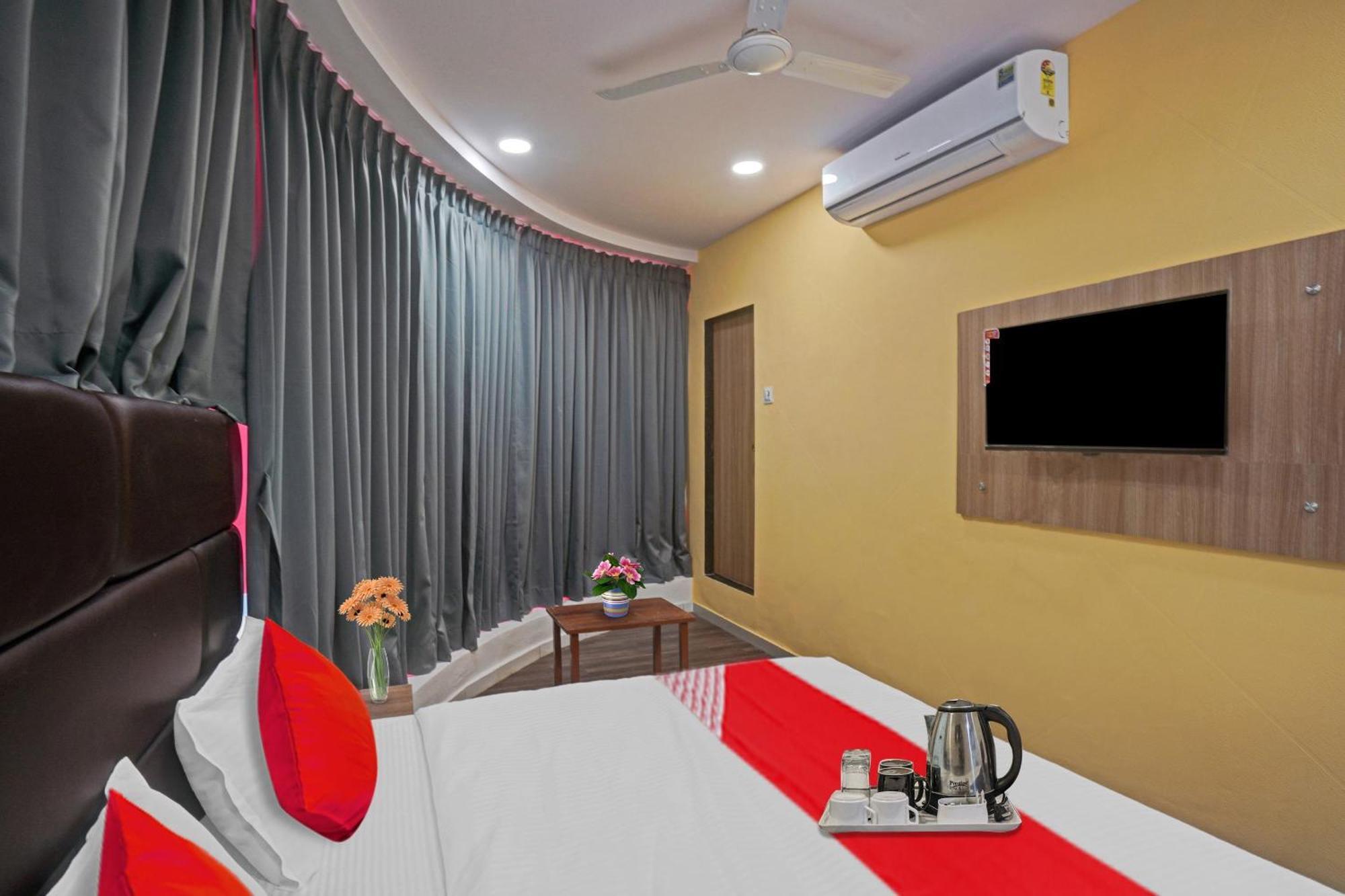Hotel O Infinity Surat Ngoại thất bức ảnh