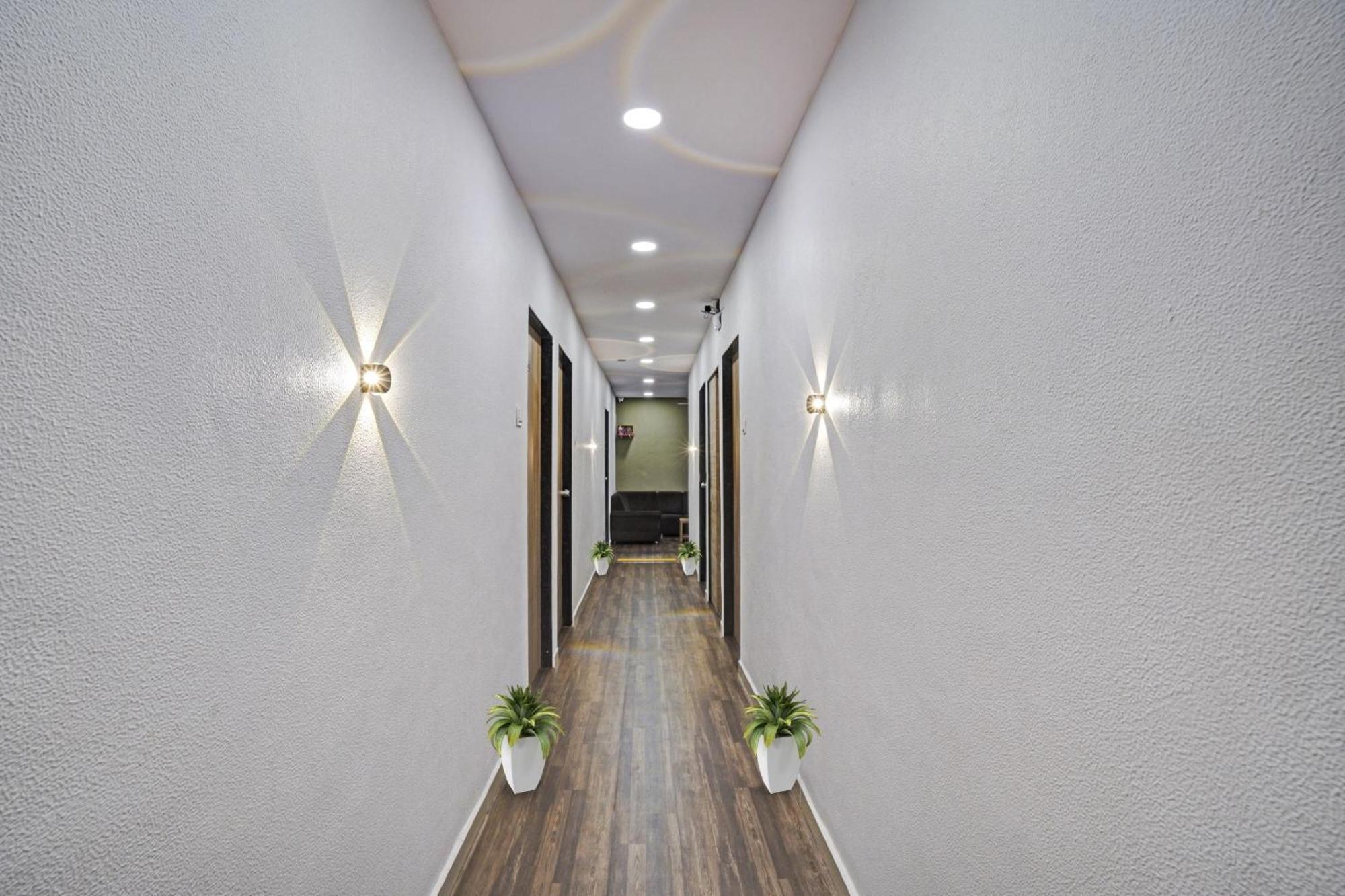 Hotel O Infinity Surat Ngoại thất bức ảnh