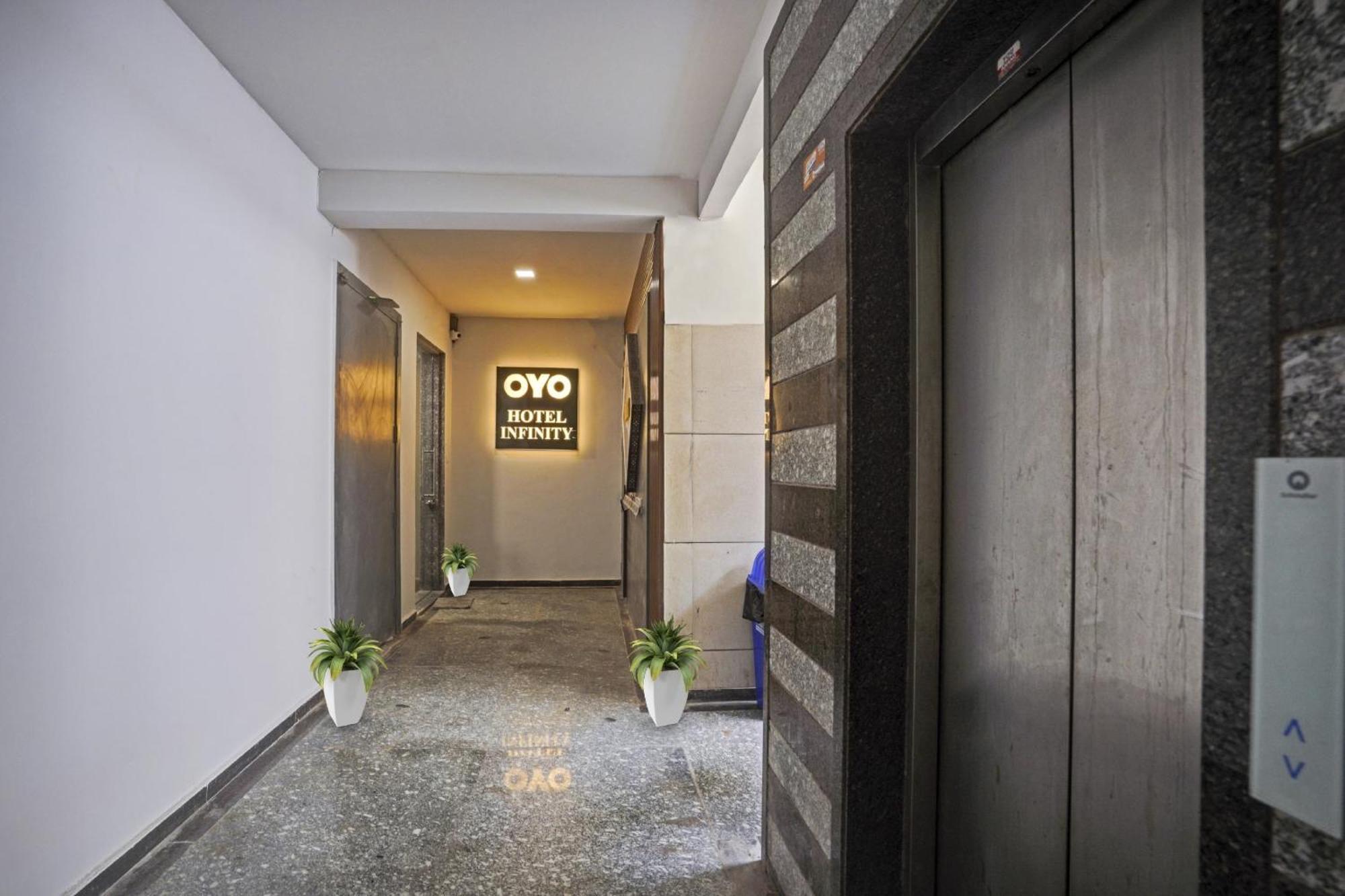 Hotel O Infinity Surat Ngoại thất bức ảnh
